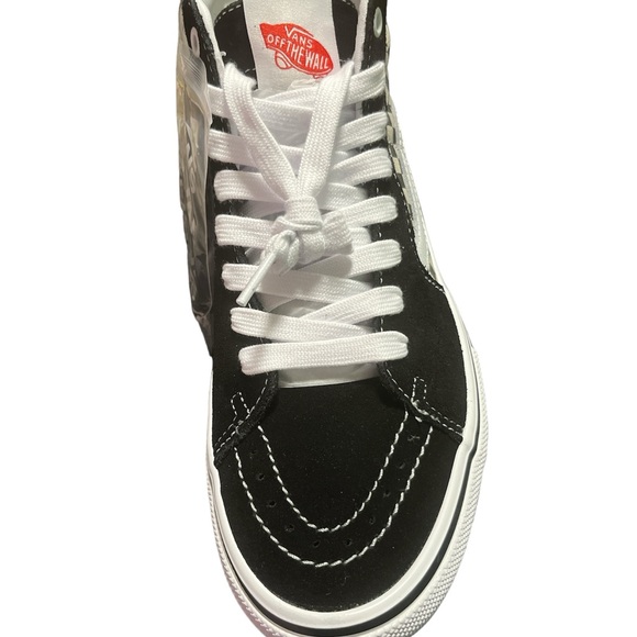 The Skatepark Project x Vans Sk8 Hi - Picture 3 of 8